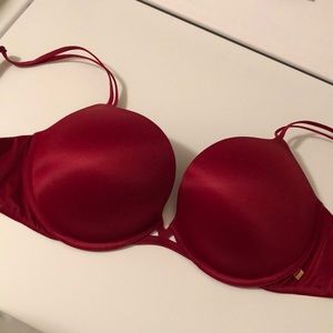 NWOT Victoria’s Secret bra!